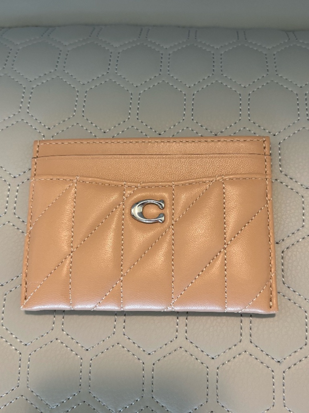 COACH Essential Card Case With Pillow Quilting